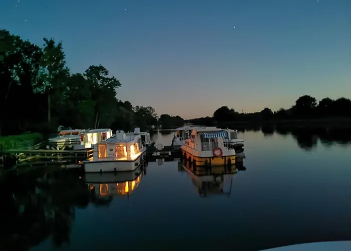 Bateau-hôtel Unique à Bord D'iris - Pénichette 5 Pers. - Api-1-46-11 *